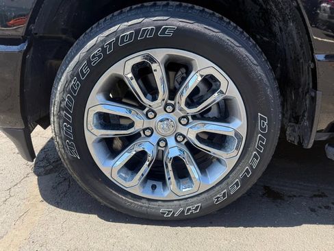 Used 2023 RAM 1500 Laramie AWD/4WD image 11