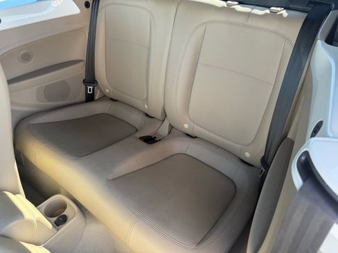 Used 2014 Volkswagen Beetle 1.8T image 16