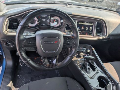 Used 2022 Dodge Challenger R/T Scat Pack RWD image 19