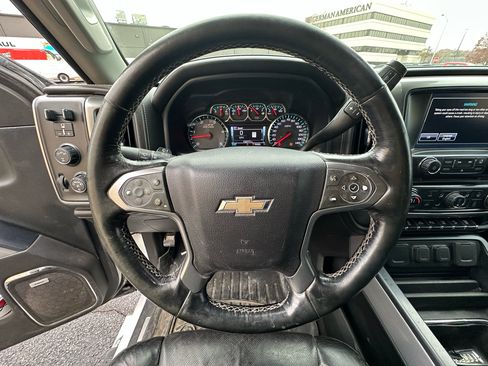 Used 2018 Chevrolet Silverado 2500 LTZ w/ Duramax Plus Package image 14