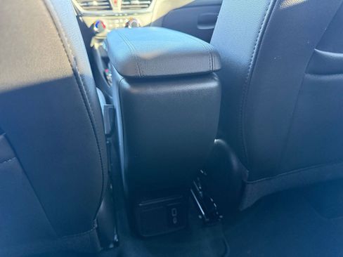 Used 2025 Buick Encore GX Preferred image 24