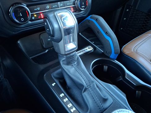 Certified 2022 Ford Bronco Outer Banks image 17