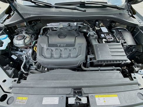 Used 2021 Volkswagen Tiguan SE R-Line FWD image 30