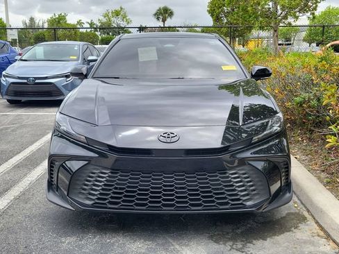 Used 2026 Toyota Camry SE FWD image 2