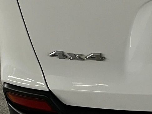 Used 2022 Jeep Cherokee Latitude Lux image 34