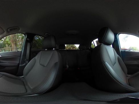 Used 2025 Buick Encore GX Preferred image 44