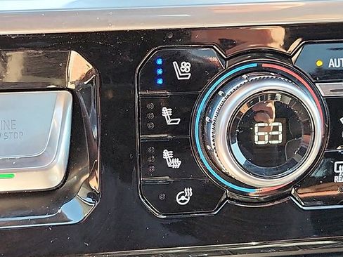 Used 2023 GMC Sierra 1500 Denali Ultimate AWD/4WD image 24