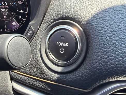 Used 2024 MAZDA CX-90 Plug-In Hybrid w/ Preferred AWD/4WD image 30
