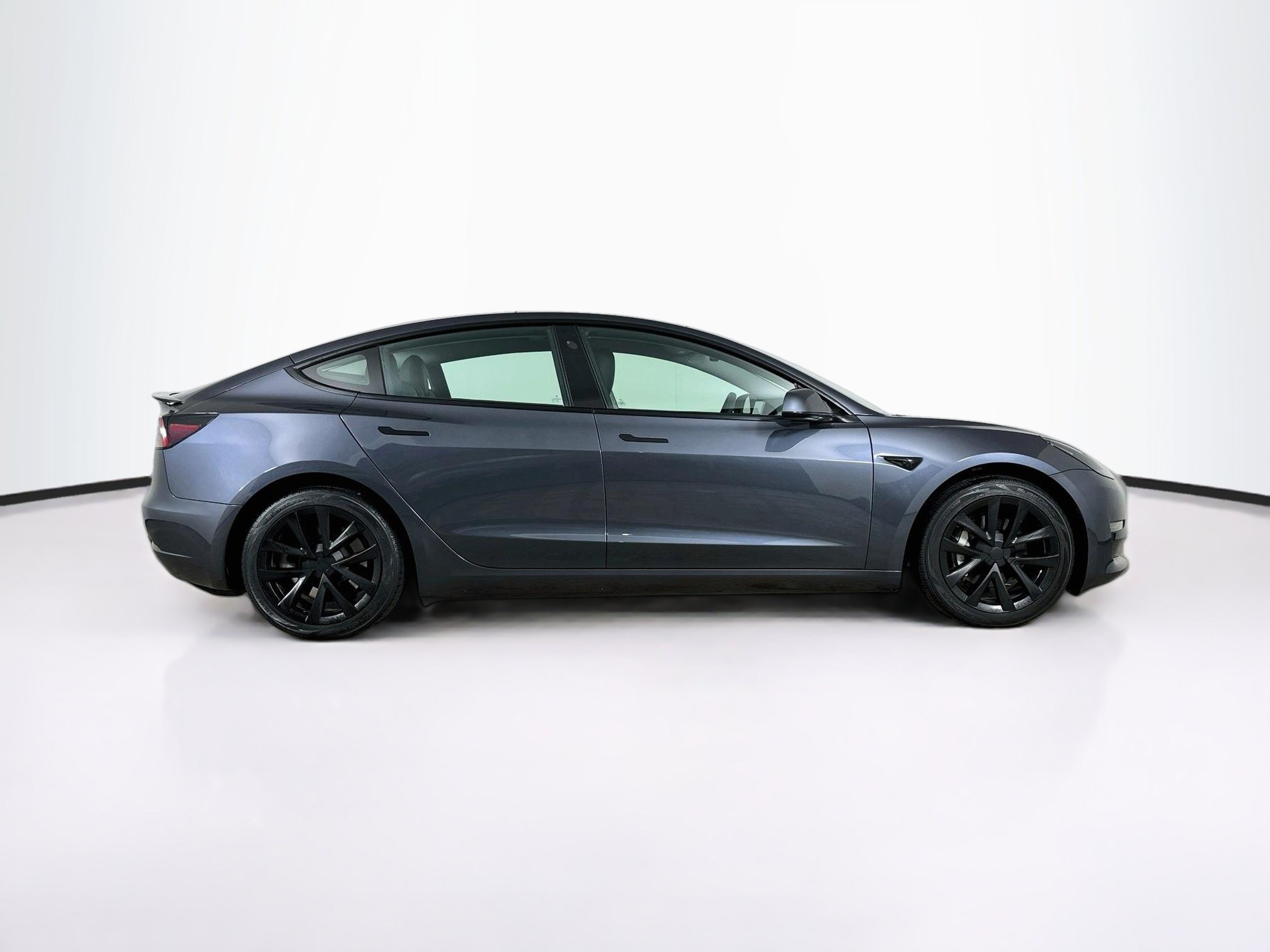 Used 2023 Tesla Model 3 Standard Range RWD image 10