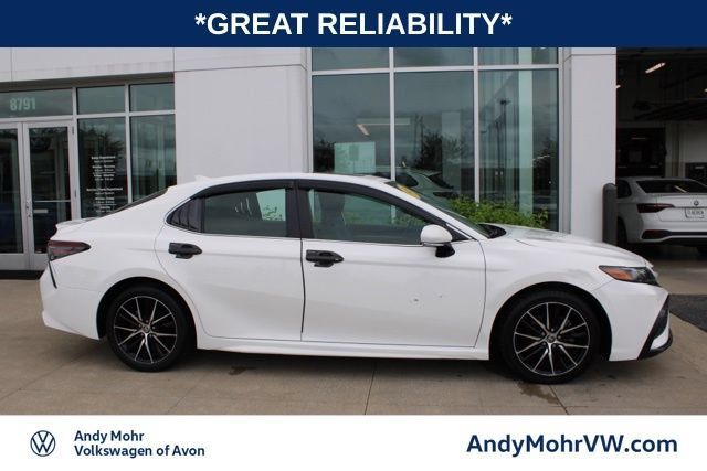 Used 2024 Toyota Camry SE FWD image 5