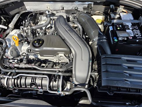 Used 2025 Volkswagen Jetta S FWD image 9