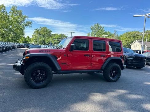 Used 2024 Jeep Wrangler Unlimited Sport AWD/4WD image 21