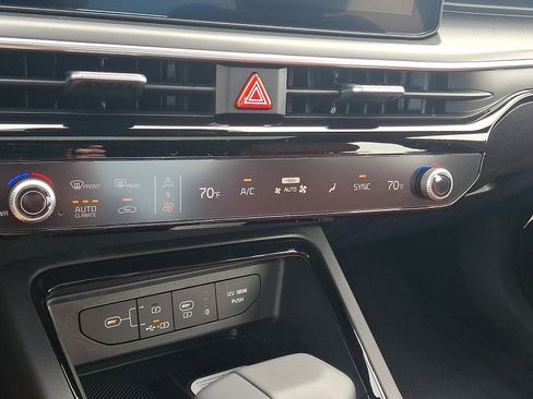 New 2026 Kia K5 GT-Line w/ GT-Line Premium Package FWD image 12