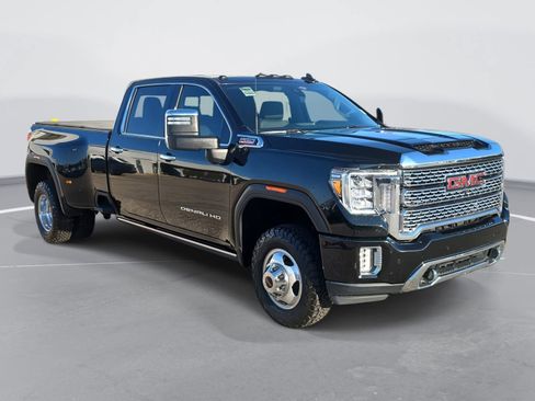 Used 2022 GMC Sierra 3500 Denali image 3