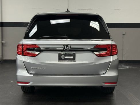 Used 2024 Honda Odyssey EX-L image 10