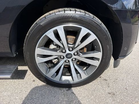 Used 2021 Ford Expedition Limited AWD/4WD image 30
