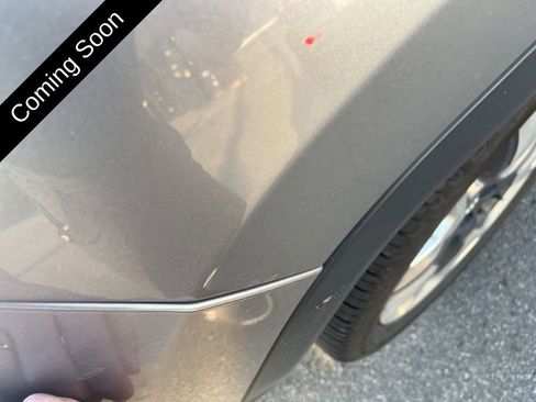 Used 2018 Jeep Compass Limited image 24