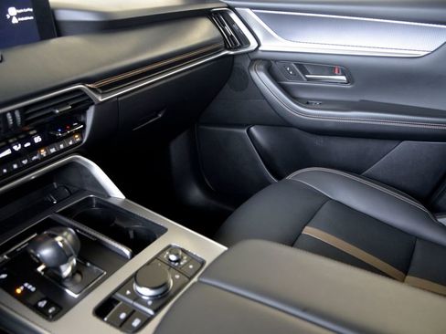 Certified 2024 MAZDA CX-90 Plug-In Hybrid w/ Premium Plus image 26