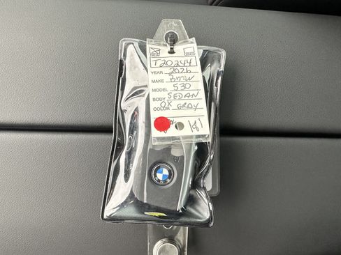 New 2026 BMW 530i xDrive w/ M Sport Package AWD/4WD image 33