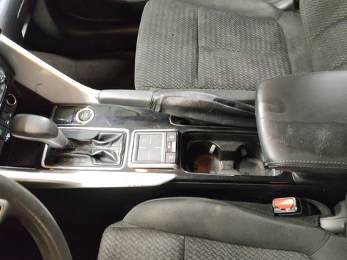 Used 2018 Mitsubishi Eclipse Cross LE image 26