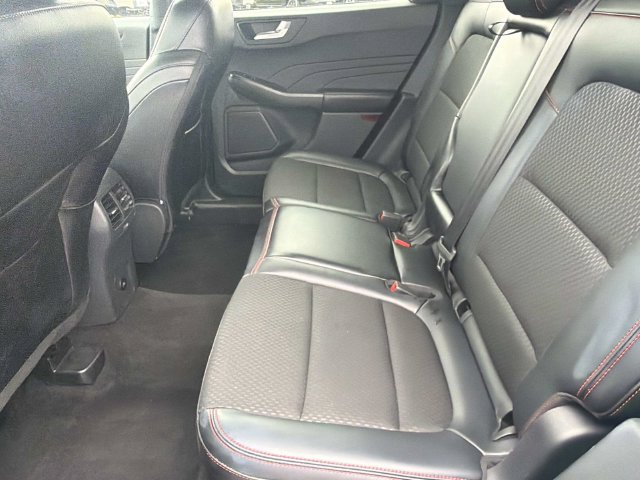 Certified 2025 Ford Escape ST-Line Select AWD/4WD image 21