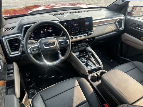 Certified 2026 GMC Canyon Denali AWD/4WD image 8