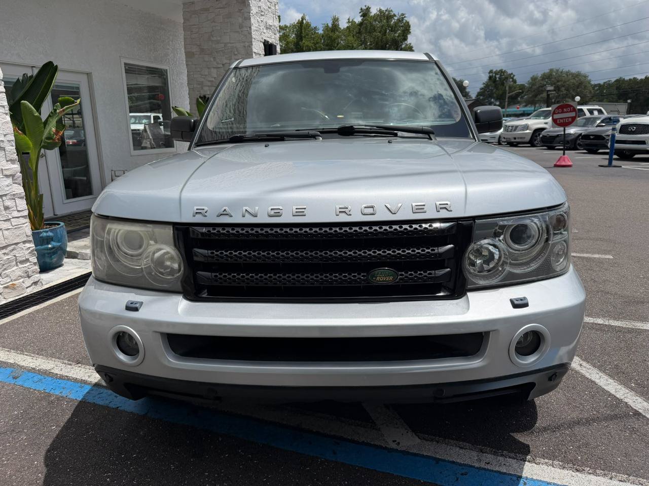 Used 2009 Land Rover Range Rover Sport HSE AWD/4WD image 4