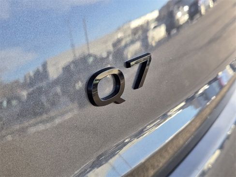 Used 2025 Audi Q7 3.0T Premium Plus image 13