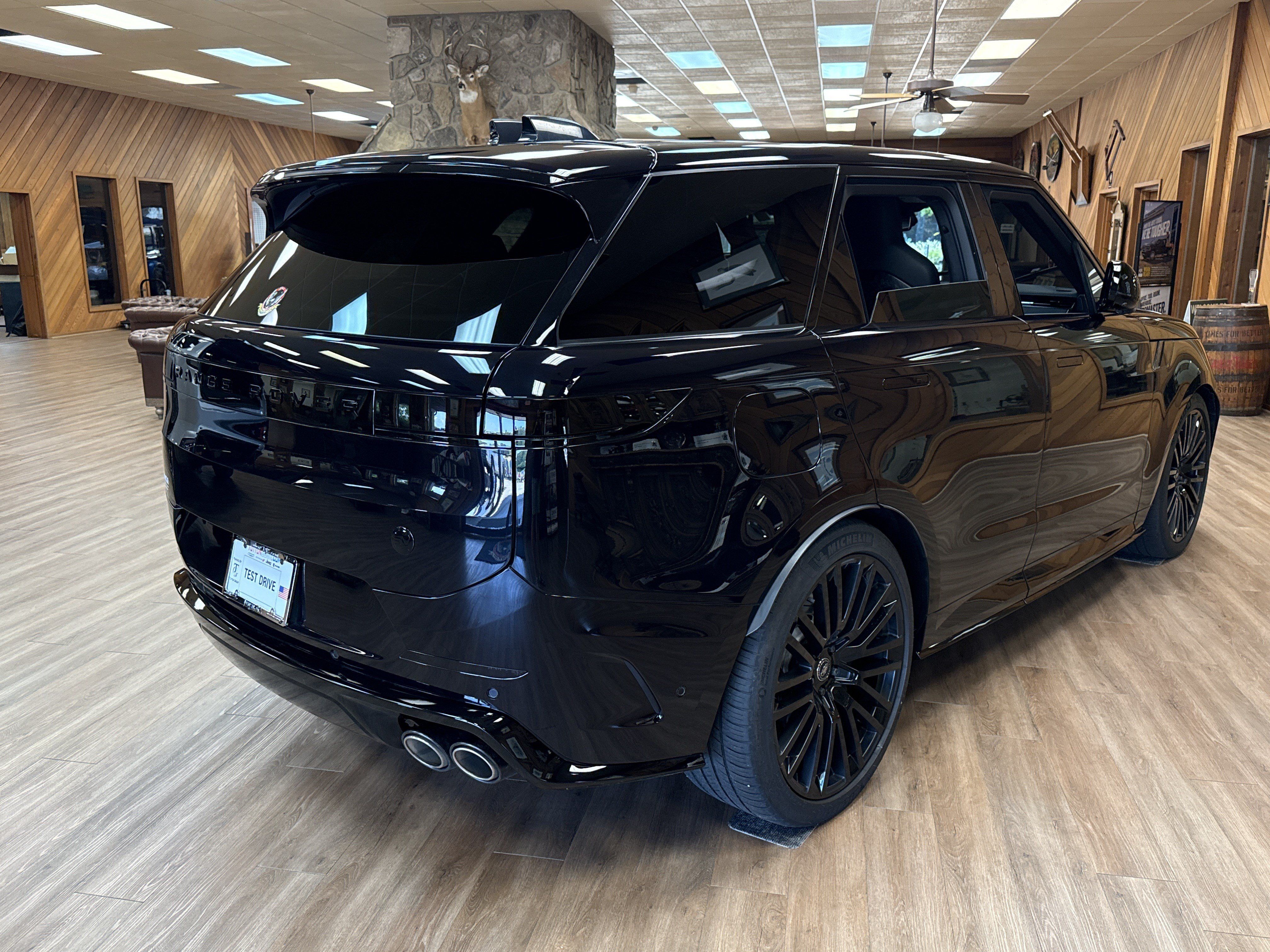Used 2025 Land Rover Range Rover Sport SV Edition Two AWD/4WD image 7