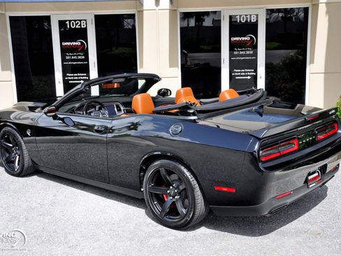 Used 2022 Dodge Challenger SRT Hellcat w/ Plus Package image 36