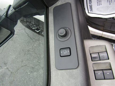 Used 2016 Ford F250 Lariat w/ Chrome Package image 10