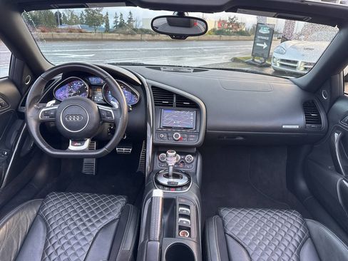 Used 2014 Audi R8 V10 image 25