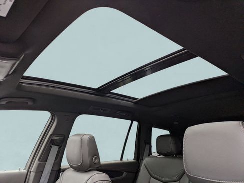 New 2025 Cadillac XT6 Premium Luxury w/ Technology Package image 13