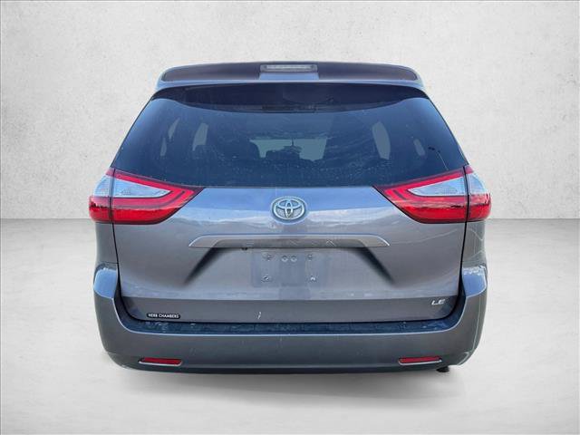 Used 2015 Toyota Sienna LE FWD image 6