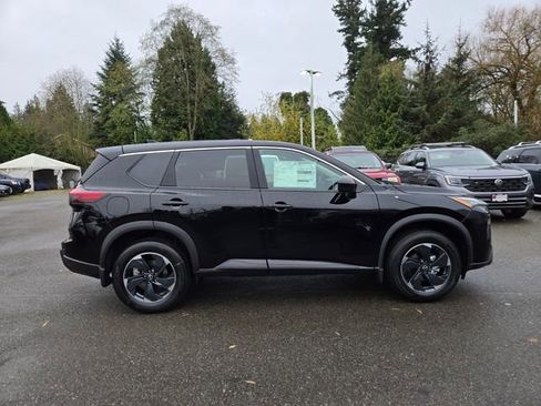 New 2026 Nissan Rogue SV w/ Cold Weather Package image 4