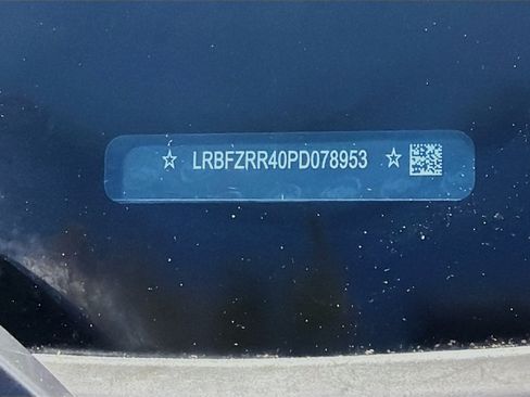 Used 2023 Buick Envision Avenir FWD image 38
