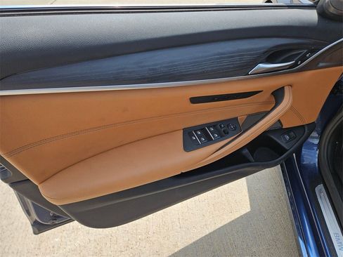 Used 2023 BMW 530i w/ Premium Package image 14