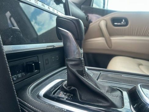 Used 2021 Nissan Armada SV image 16