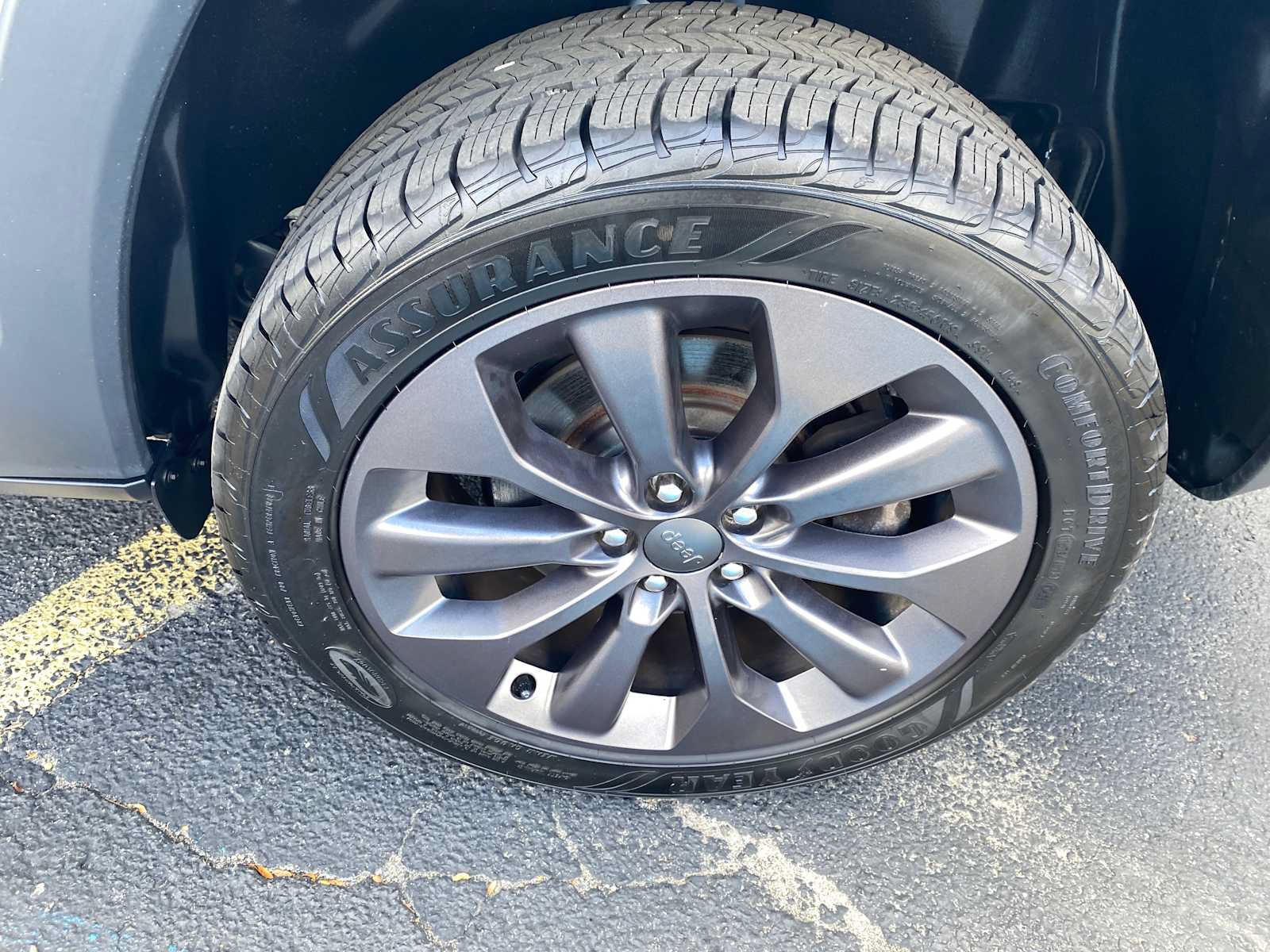 Used 2021 Jeep Cherokee Latitude Lux 80th Anniv w/ Quick Order Package 26U 80TH AWD/4WD image 36