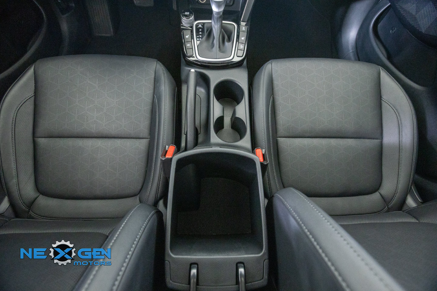 Used 2024 Kia Seltos EX AWD/4WD image 5