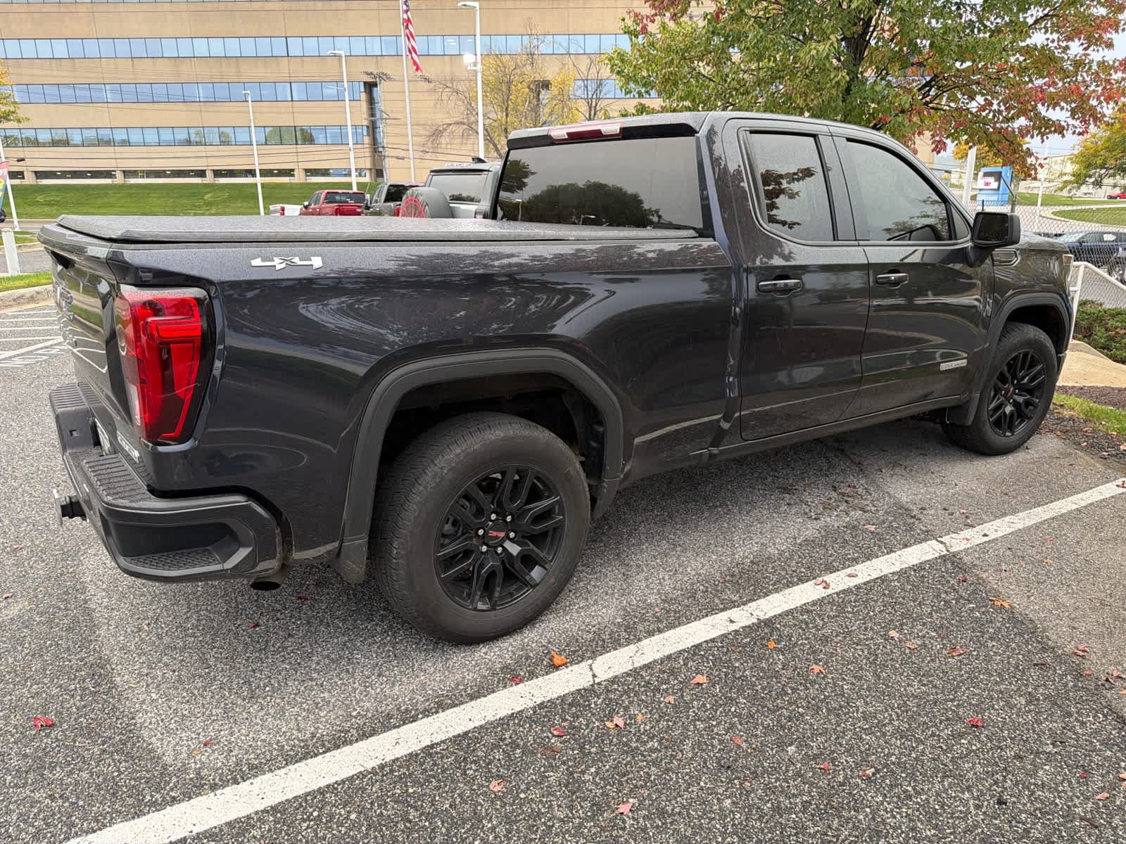 Certified 2023 GMC Sierra 1500 Elevation AWD/4WD image 3