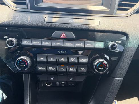 Used 2019 Kia Sportage EX FWD image 19