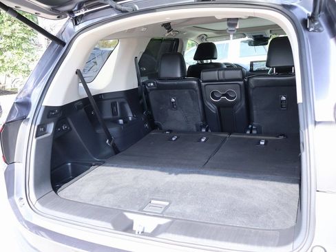 Used 2023 Honda Pilot Elite image 15