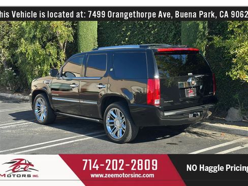 Used 2013 Cadillac Escalade Platinum AWD/4WD image 9