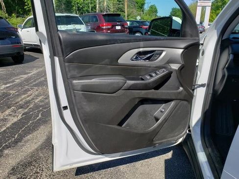 Used 2020 Chevrolet Traverse LT AWD/4WD image 12
