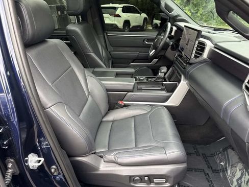 Used 2023 Toyota Sequoia Platinum AWD/4WD image 9
