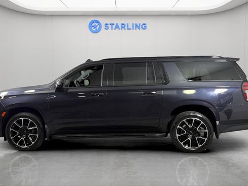 Used 2022 Chevrolet Suburban RST w/ Sport Performance Package RWD image 3