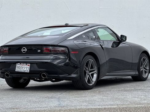 Used 2024 Nissan Z Sport w/ Floor Mat Package image 4