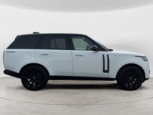 Certified 2025 Land Rover Range Rover SE AWD/4WD image 3