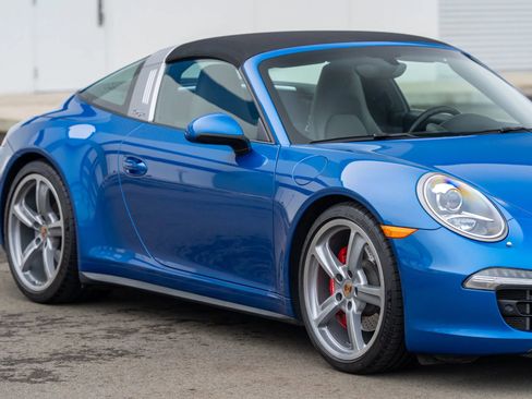 Used 2015 Porsche 911 Targa 4S image 44